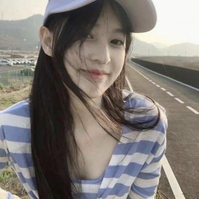草裙诱春